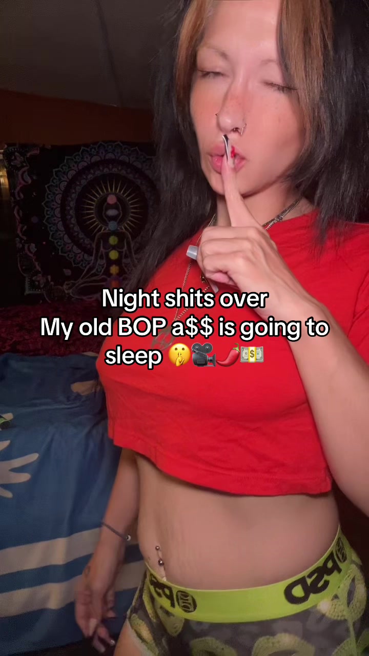 @little_miss_sm0kesal0t
