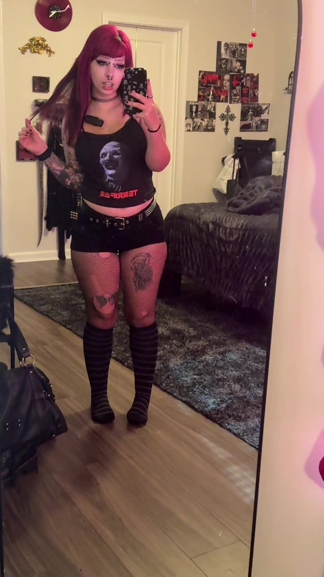 @JaneSpookyHot