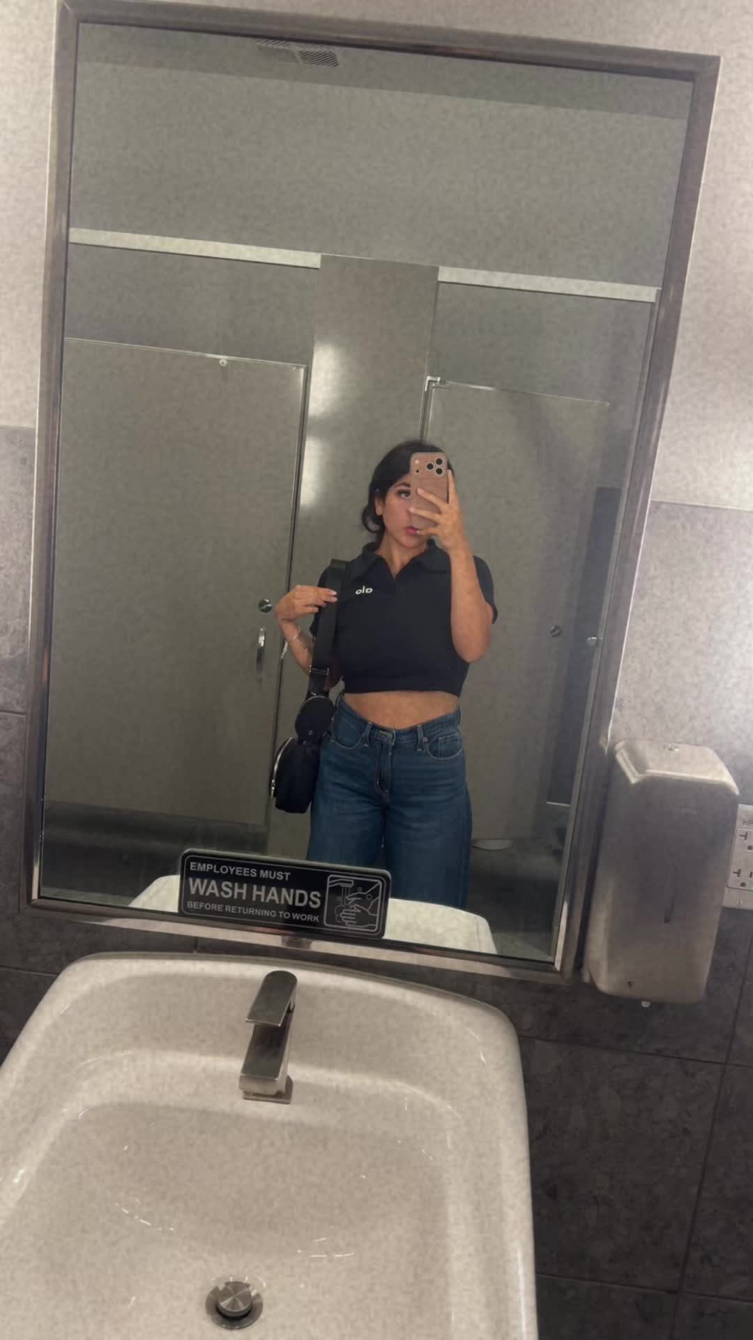 @lacherry