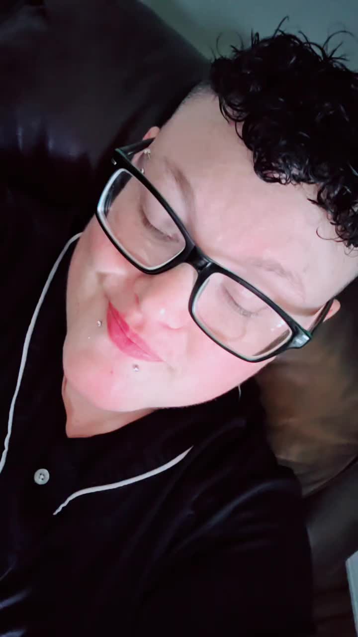 @KingSteph👑🤙🌈