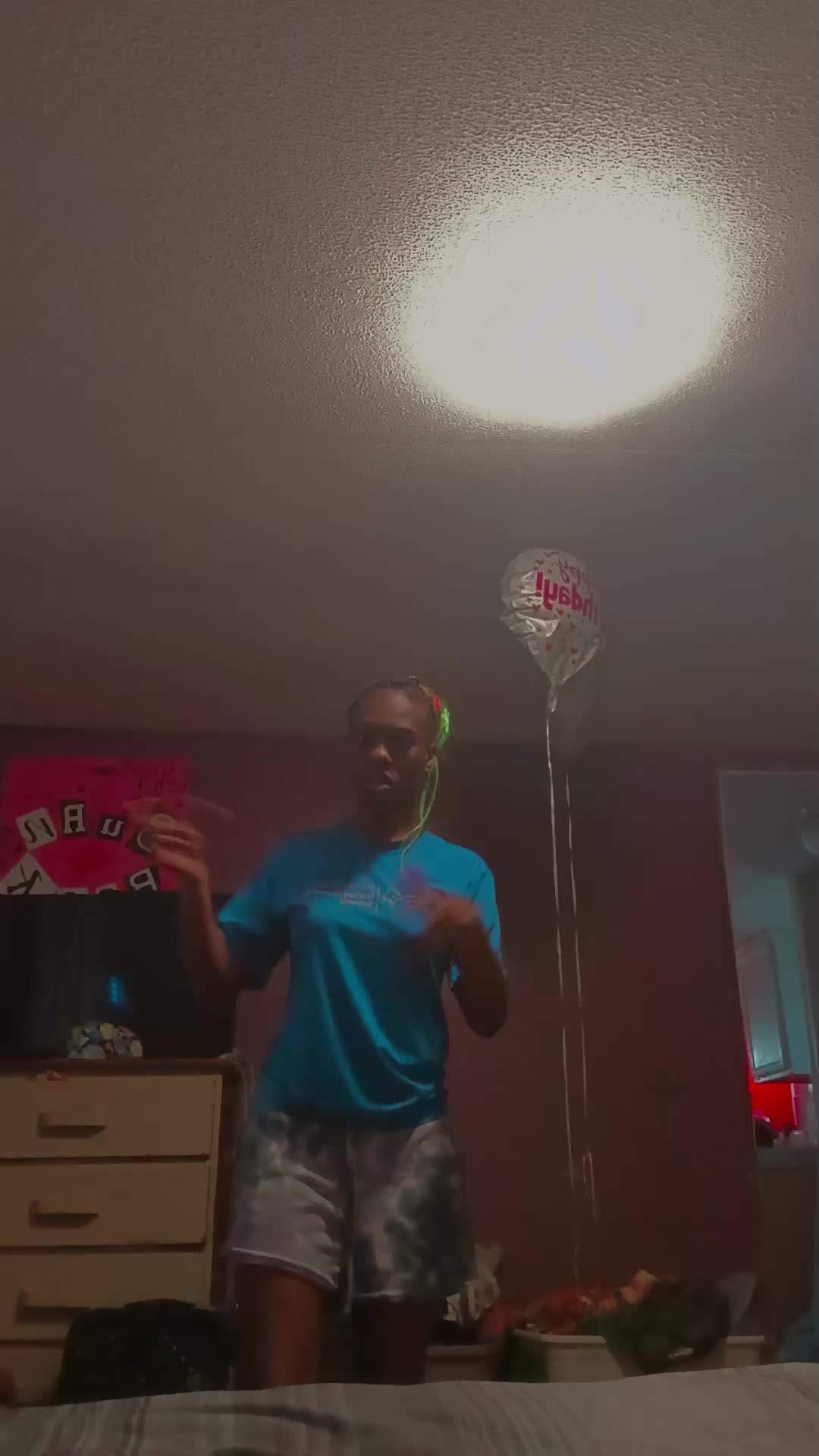 @mykailasimmons