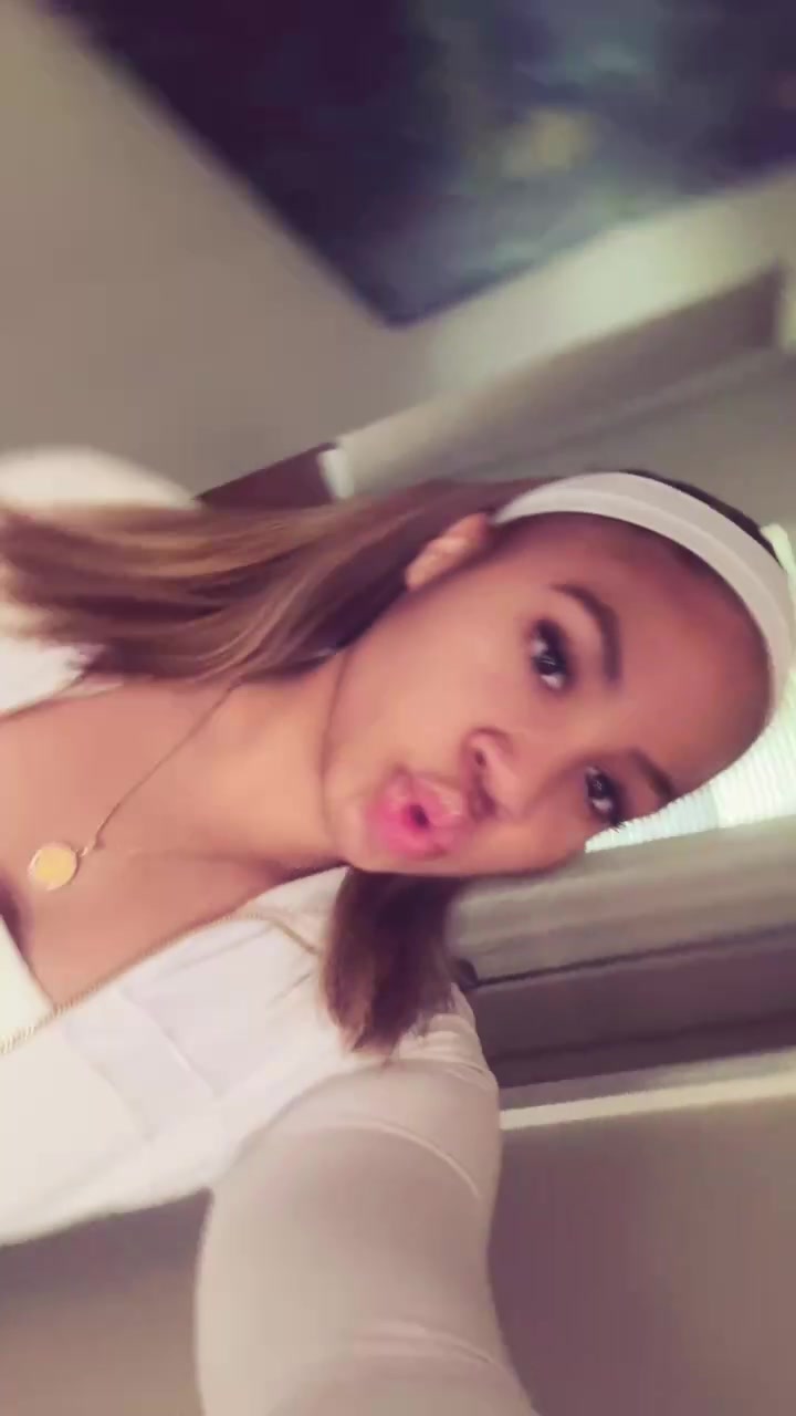 @Mikayla 👅🙃 (My-Kayla)