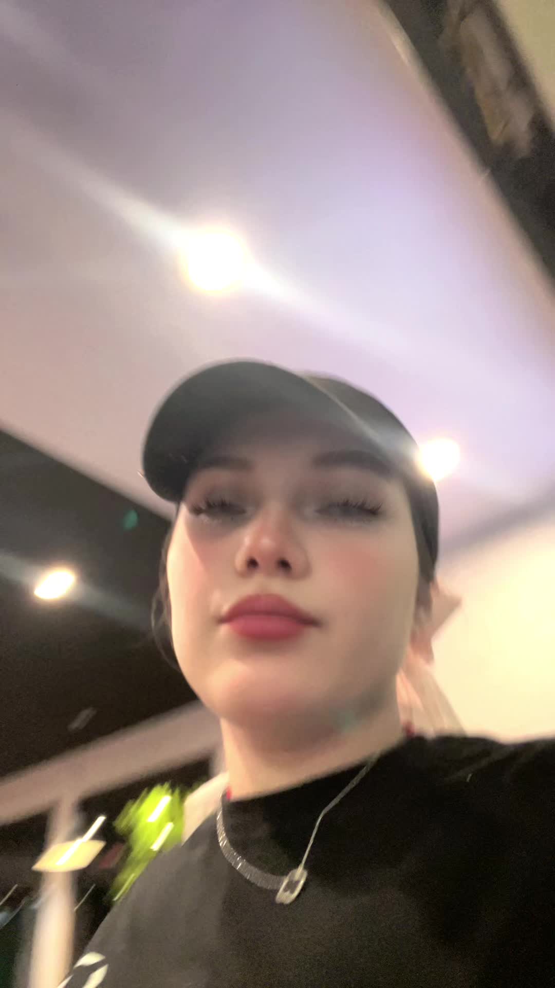 @🧚&zwj;♀️🍒