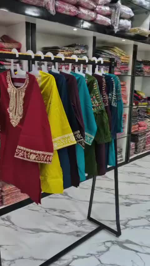 @Sai Fashion House