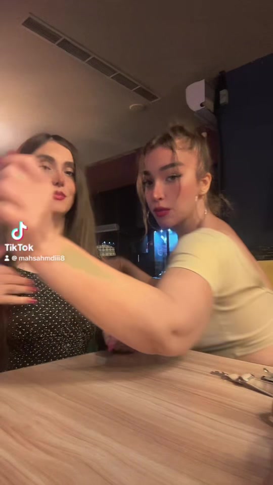 @Mahsahmdiii