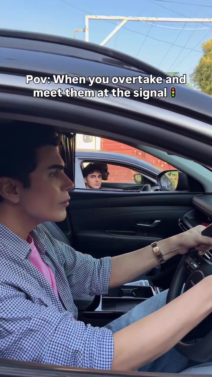 @Ken_