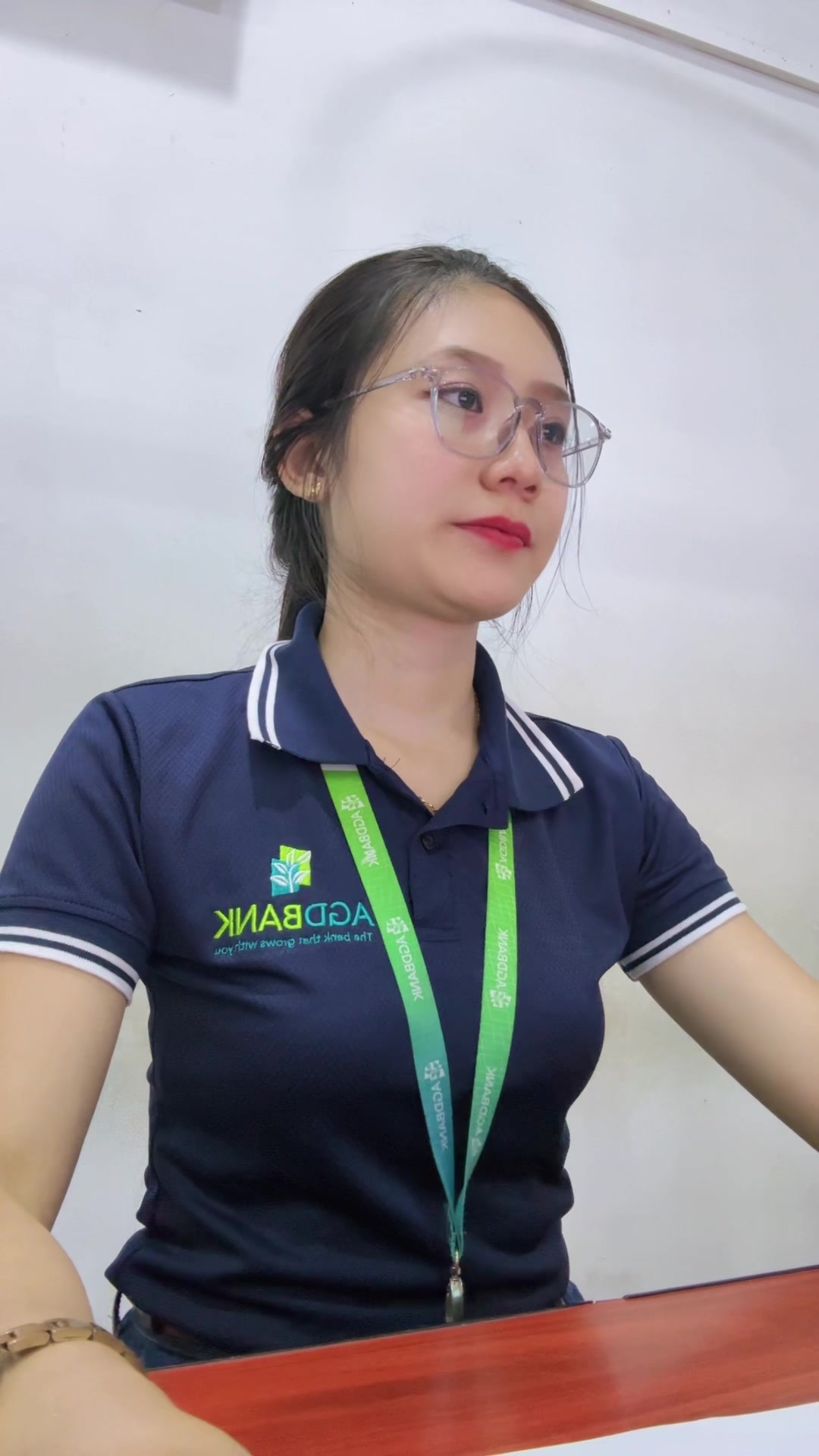 @Khin Lapyae(ရန်ကုန်သူ🤓)