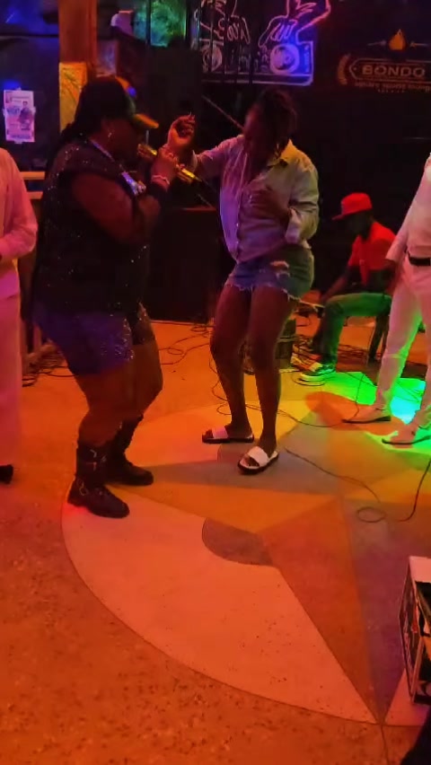 @Aqueeno Chogo