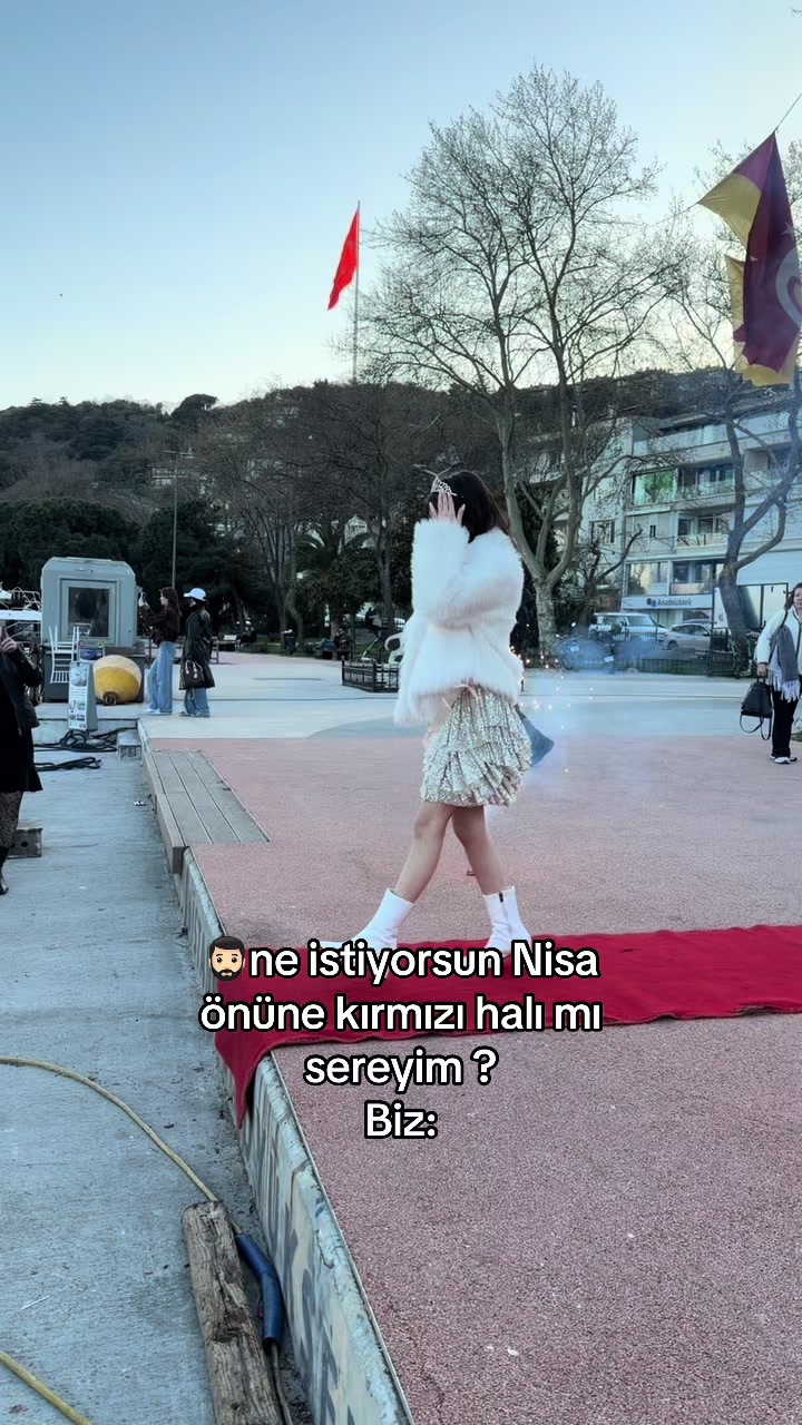 @Nisa🇹🇷