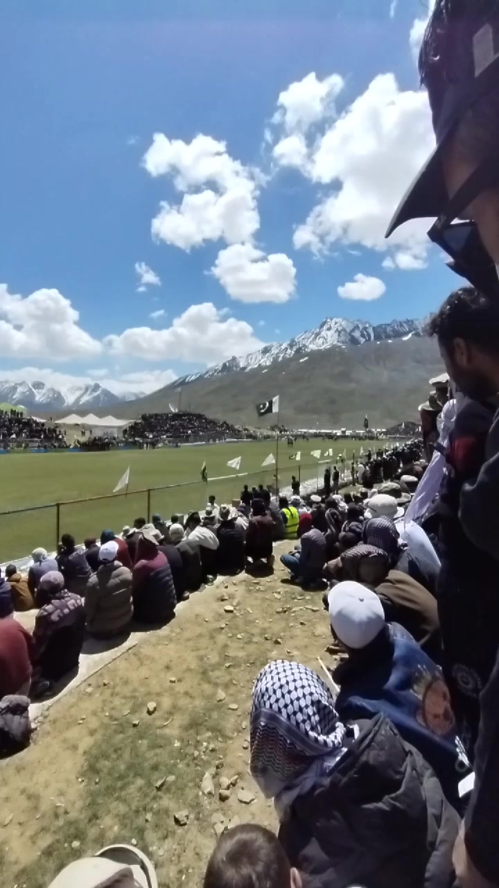 @Amjuukhan😎❤️