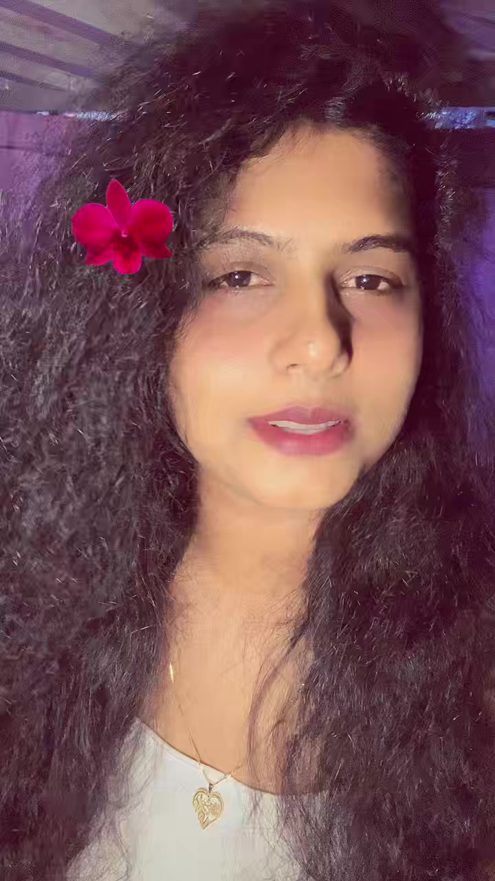 @🇱🇰Lala & Saku🇦🇪