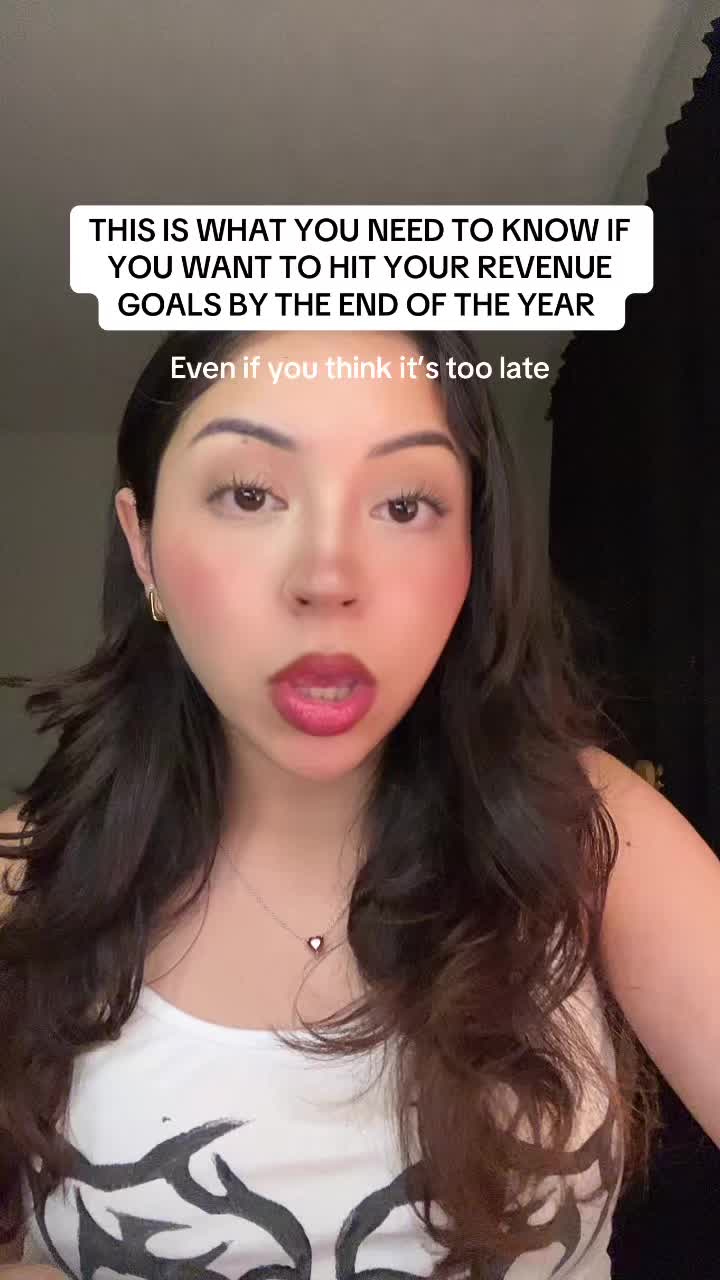 @Vanessa ➺ Marketing + Content