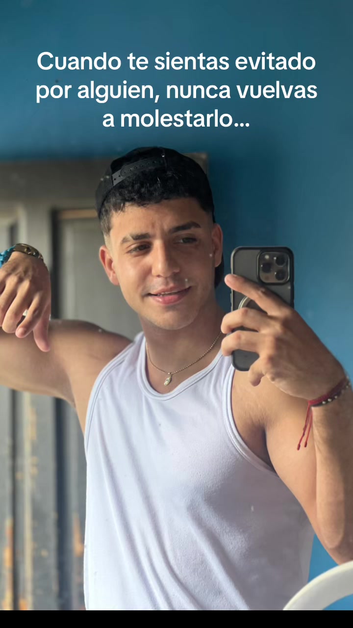 @NIÑO JE🇨🇴 •Te sigue