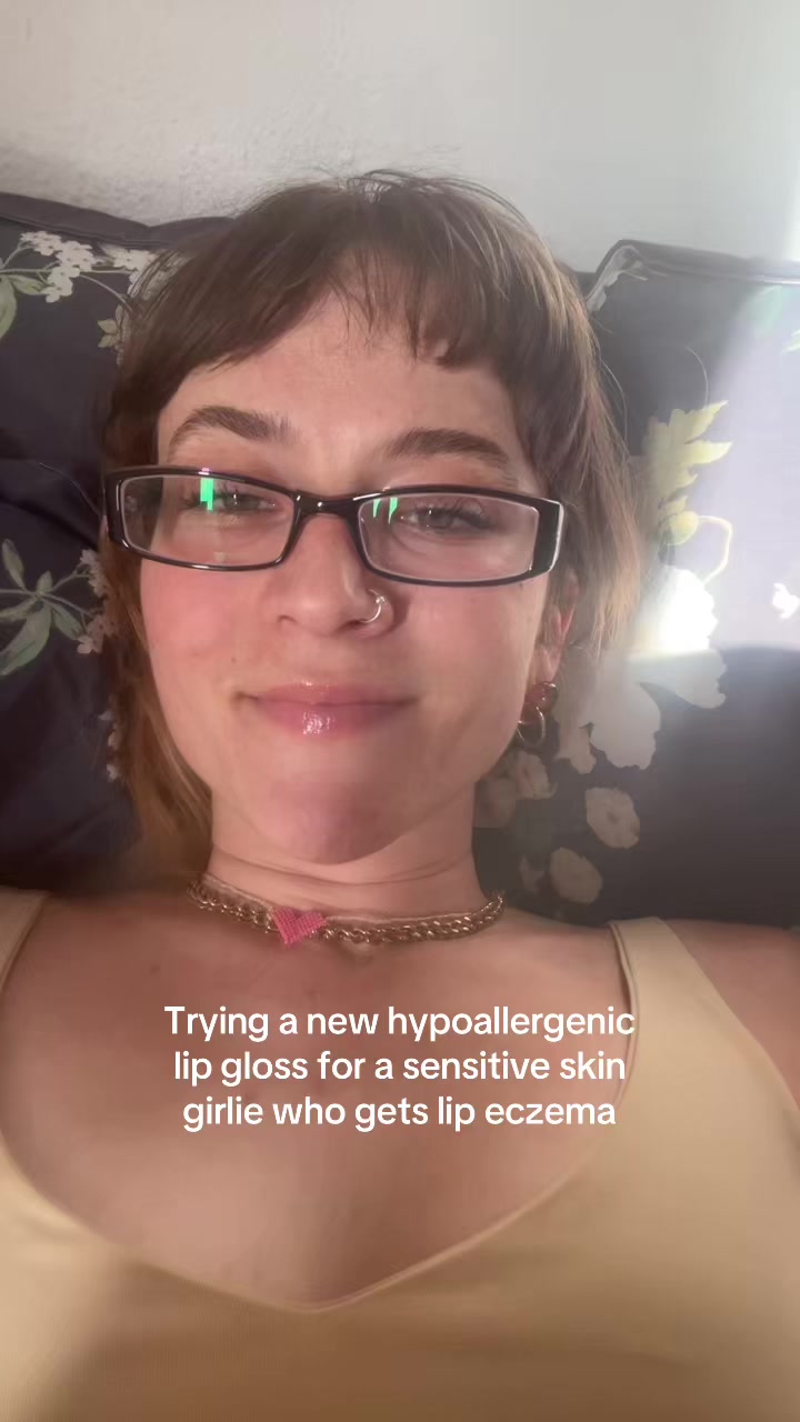 @simone.willy