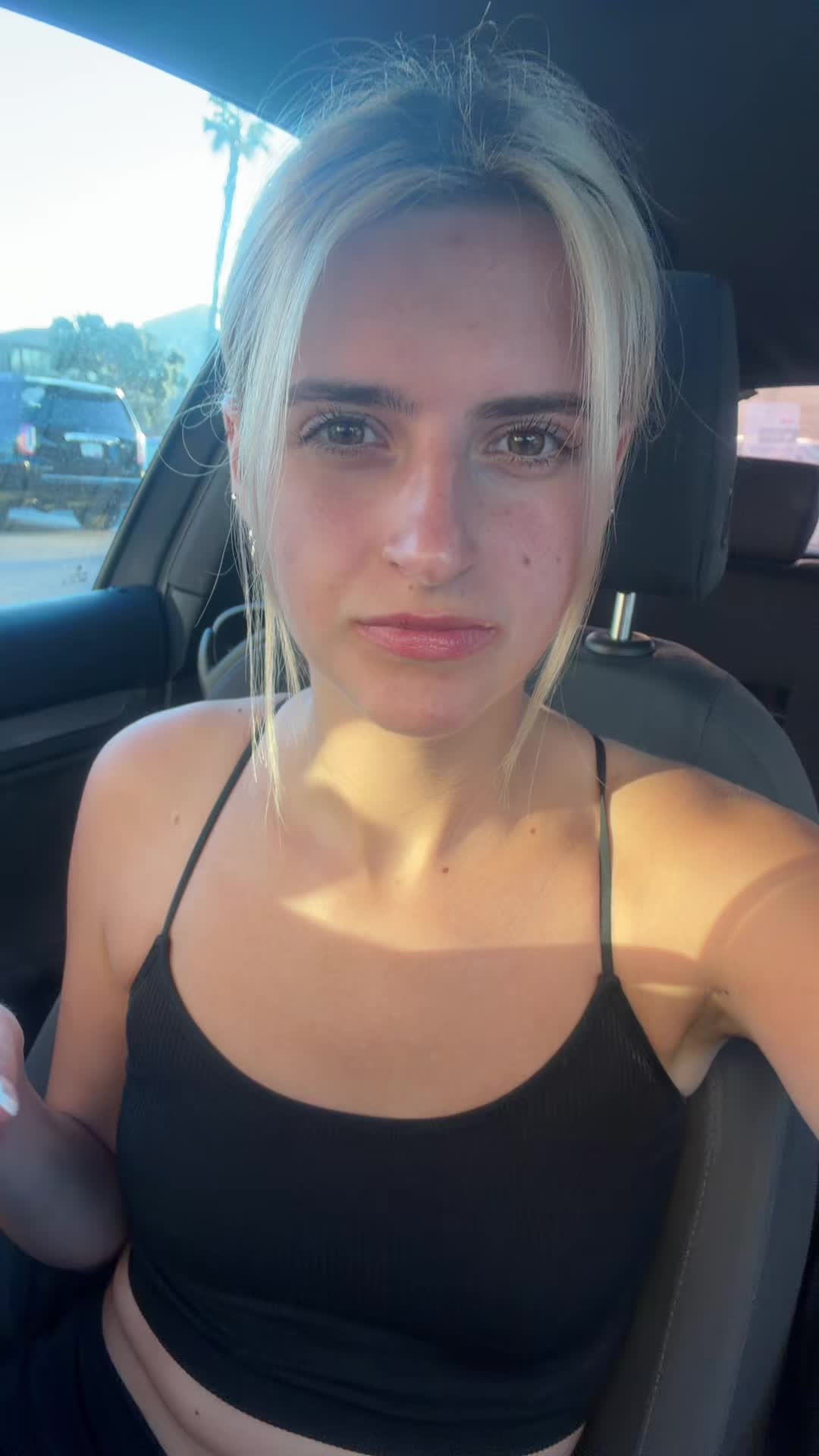 @user7561418487403