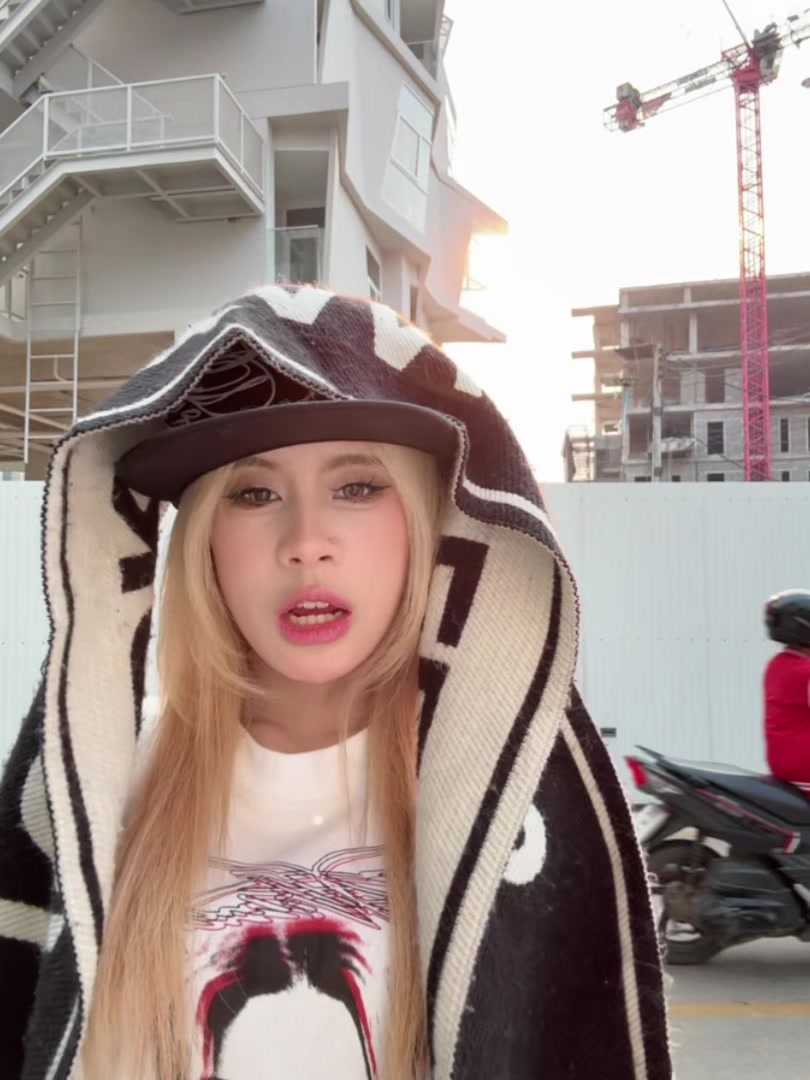 @เดียน่า