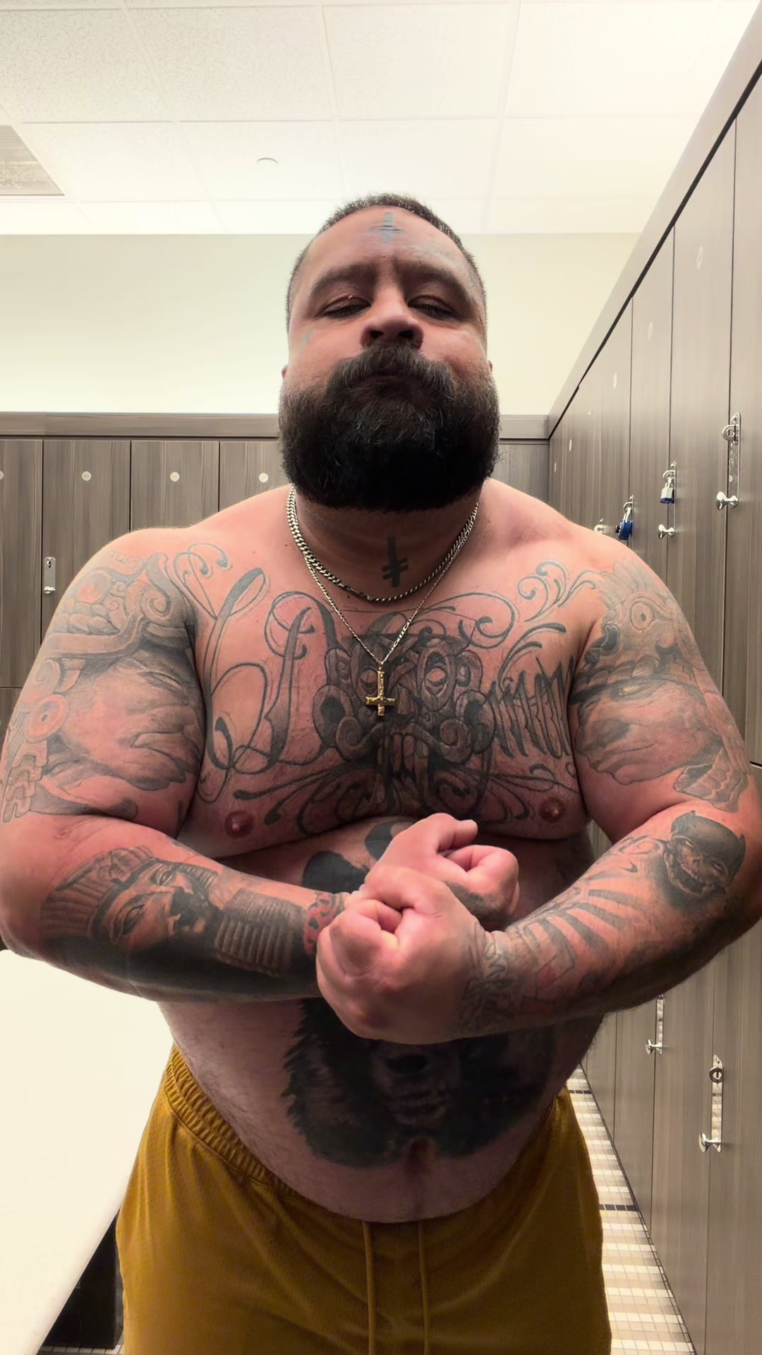 @Mannybagadonuts