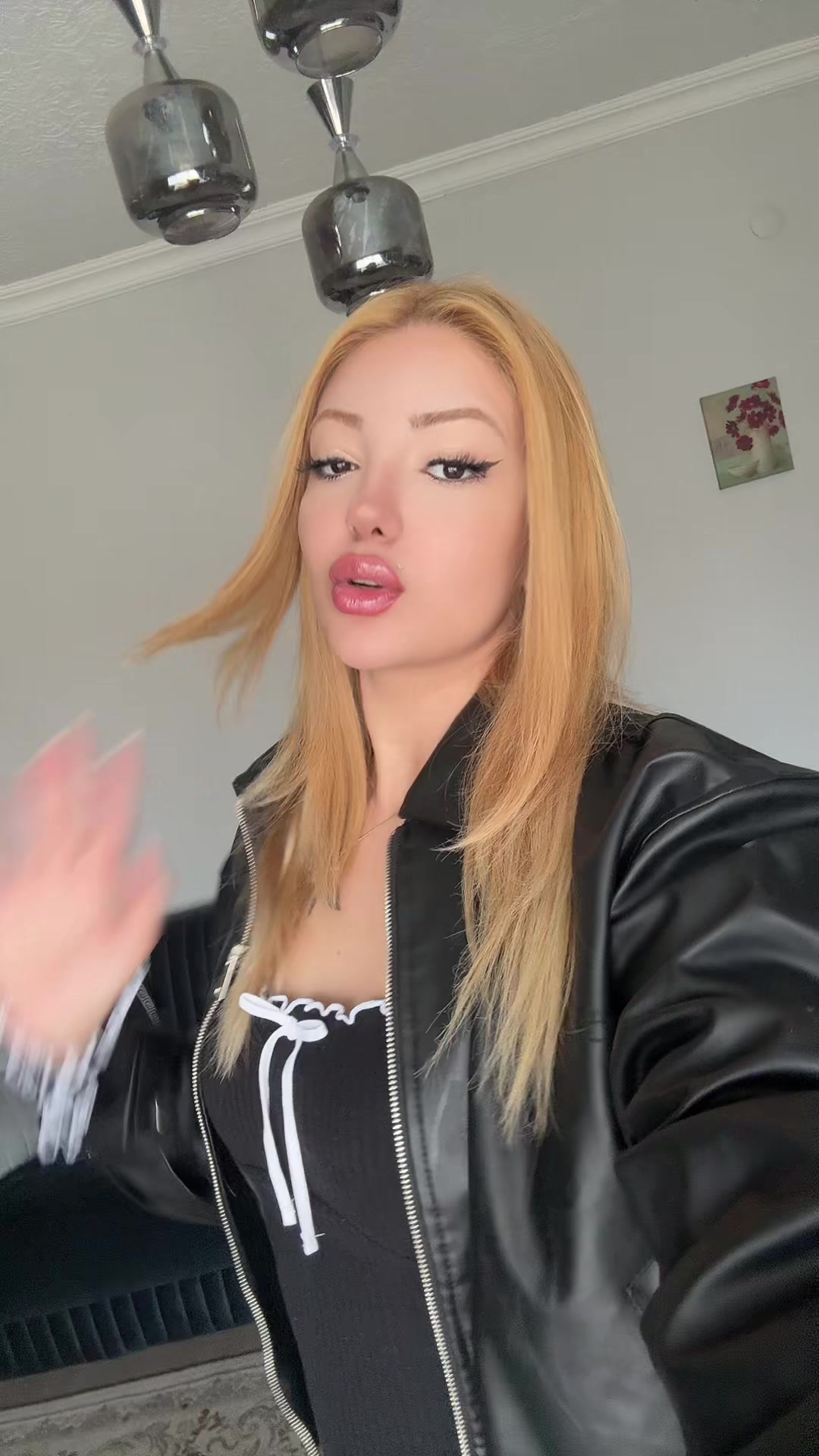 @Sena