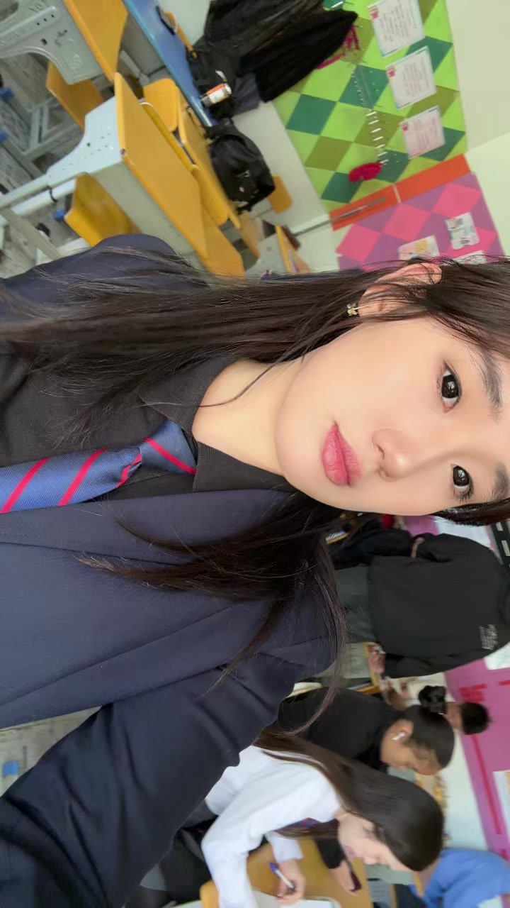@emvjnne_