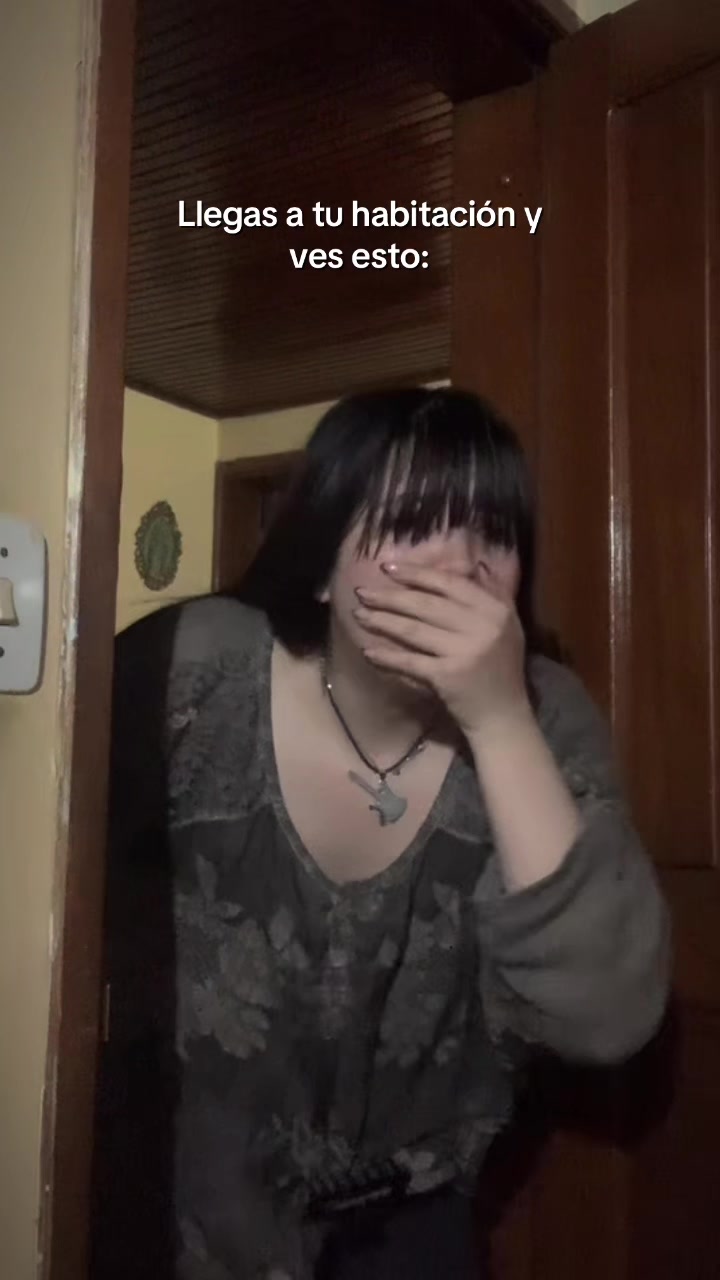 @^^