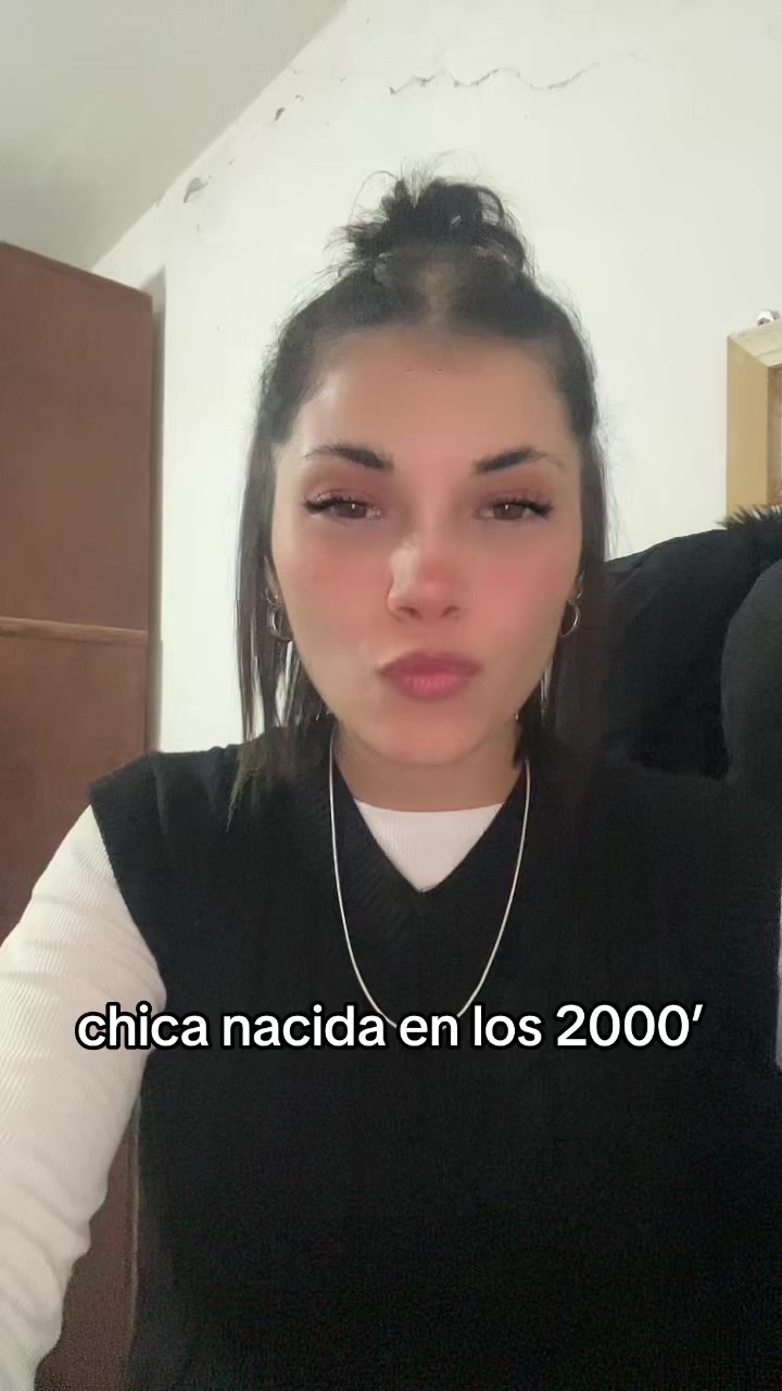 @𝓕𝓲𝓸𝓻𝓮𝓵𝓵𝓪🎀