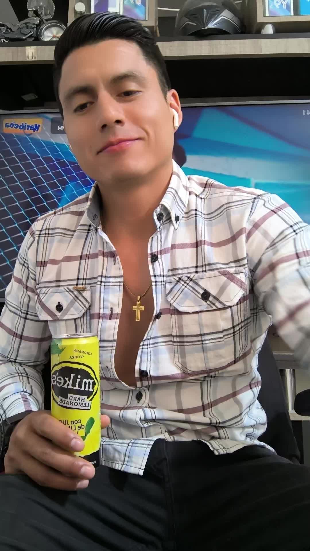 @ELVER IVAN. te sigue