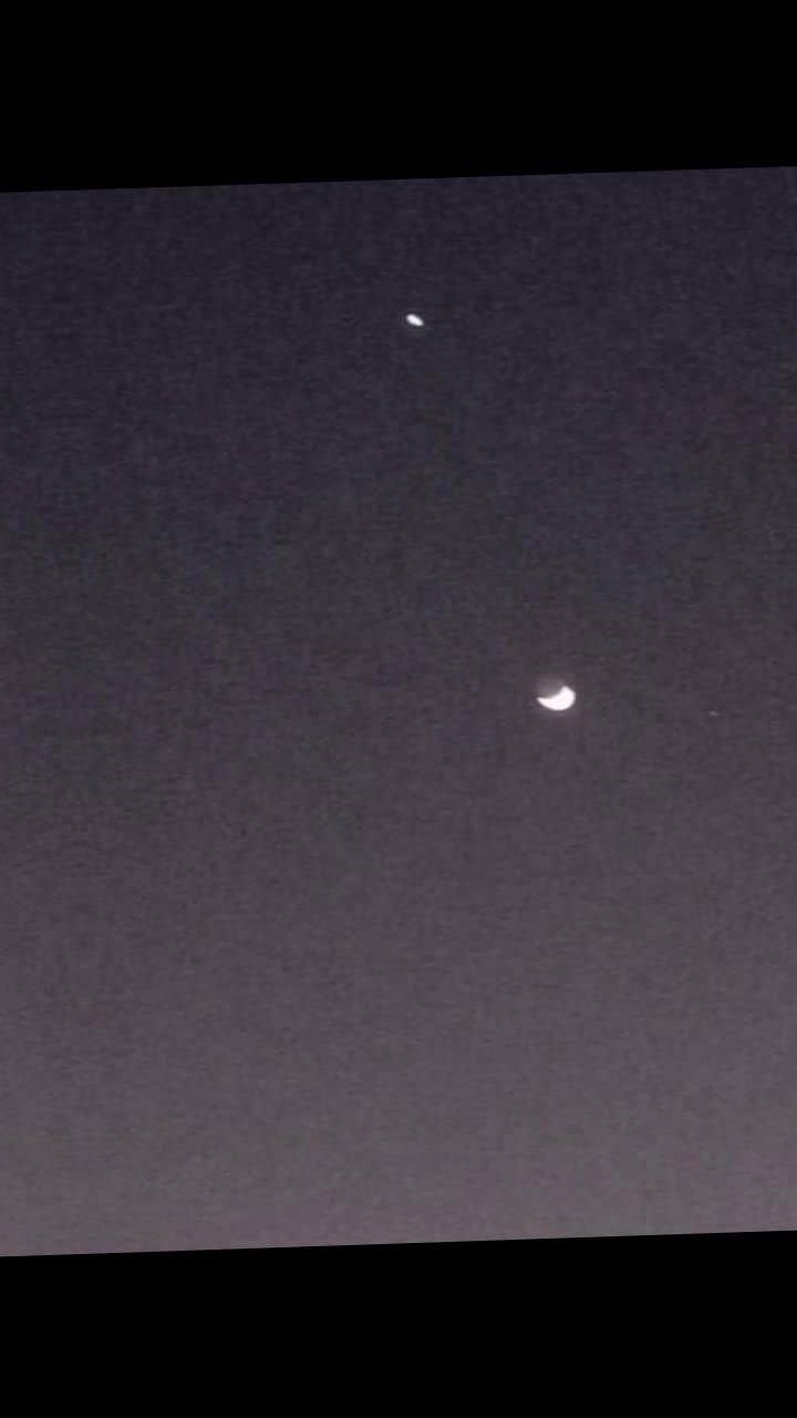 @Yunili 🌒❤️W❤️E #03