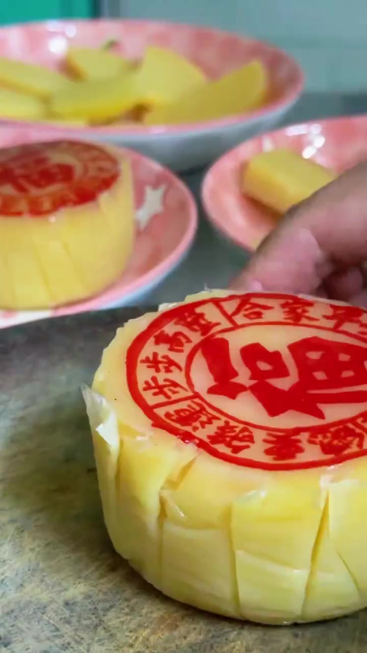 @&Ocirc;ng ch&uacute; U40