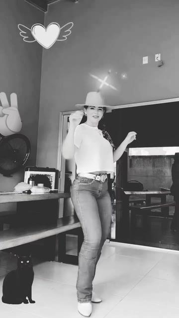@bonequinha