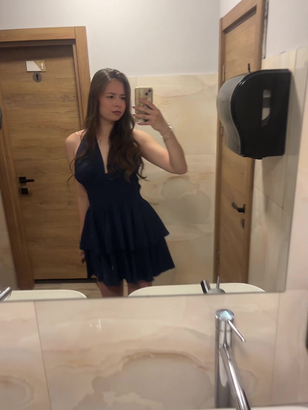 @andjela