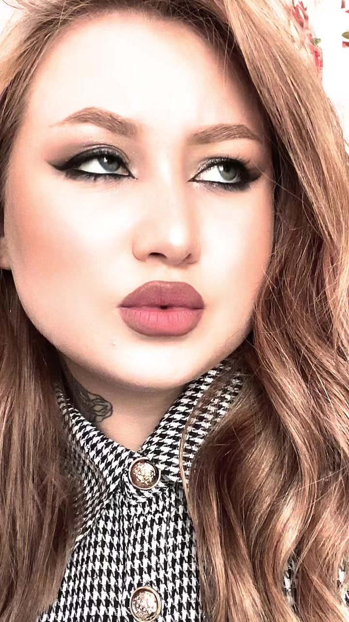 @YANA KHARCHENKO