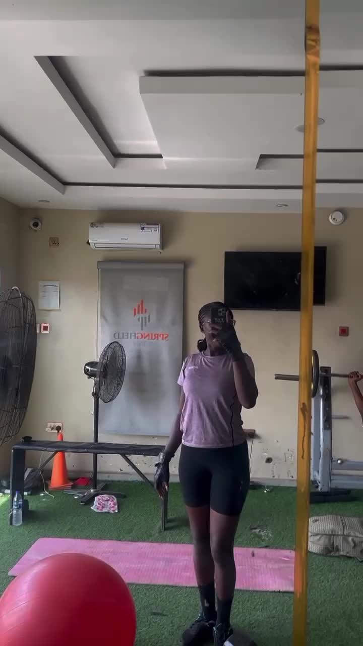 @Naimahbee