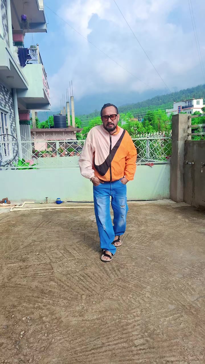 @ⓇⒺⒼⒶⓃ(काजी)✌️