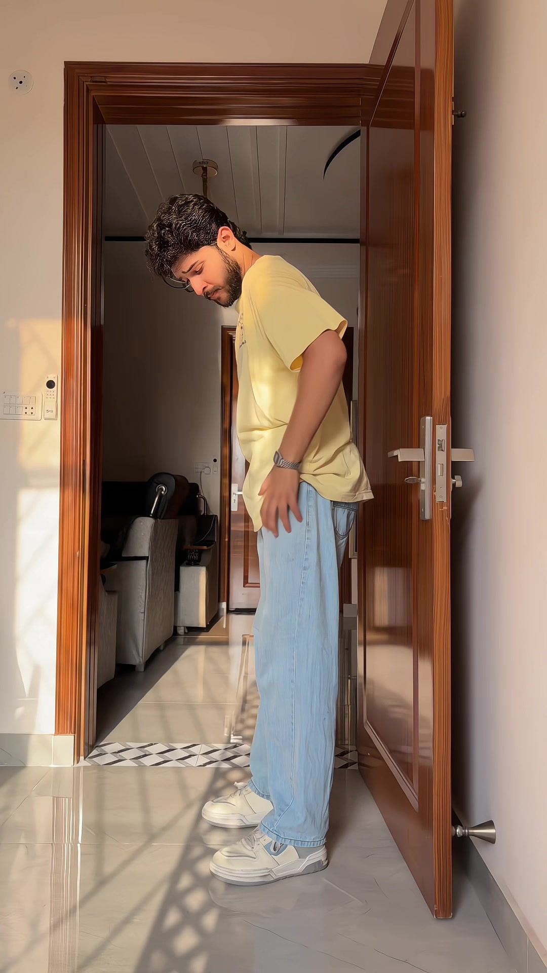 @S A N D H U 🧸