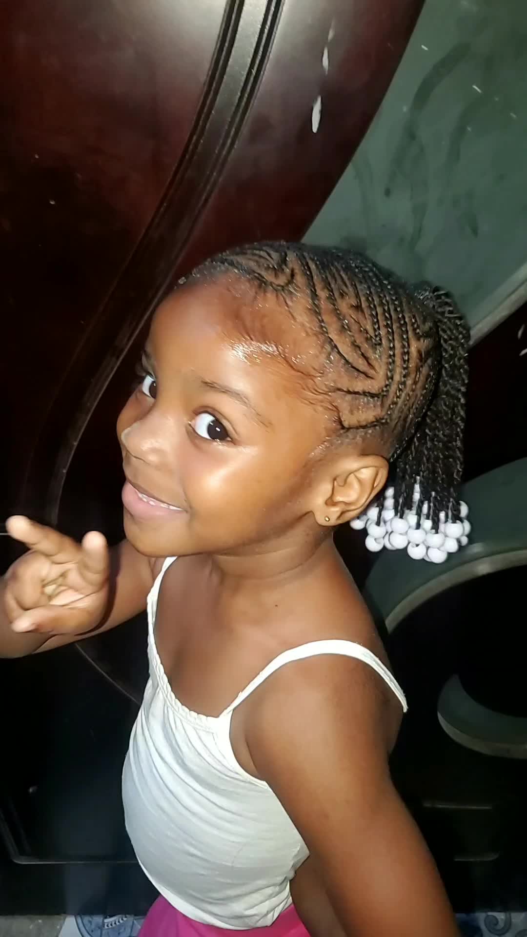 @Nesha's blessed hands🙌💇♀️