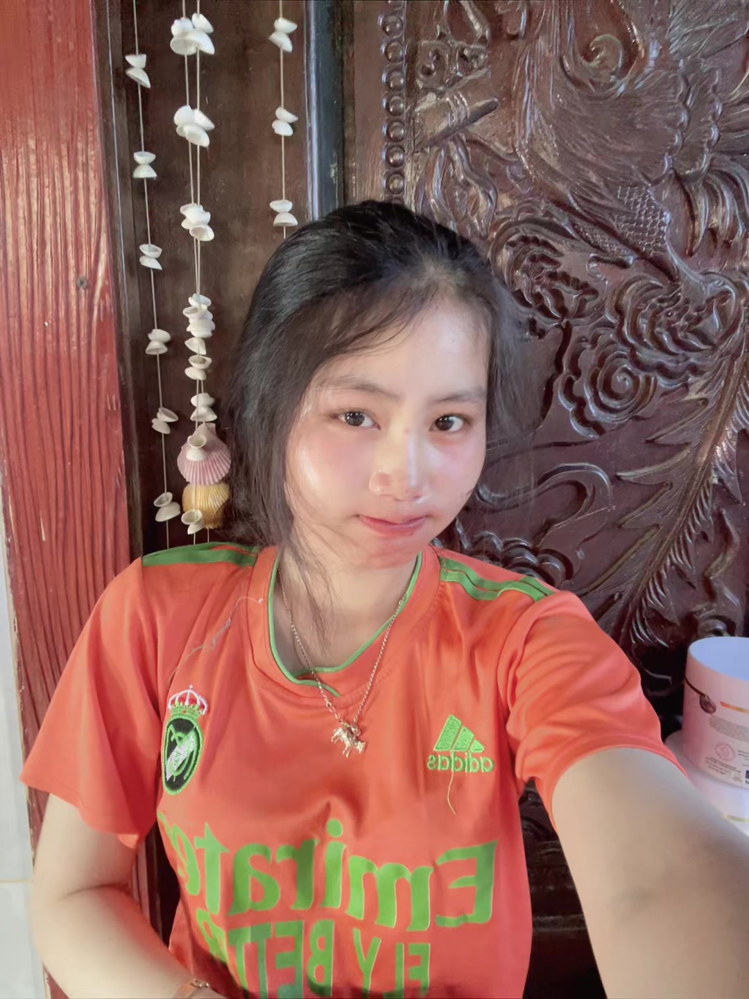 @Zhâ^._.^Zhŷ