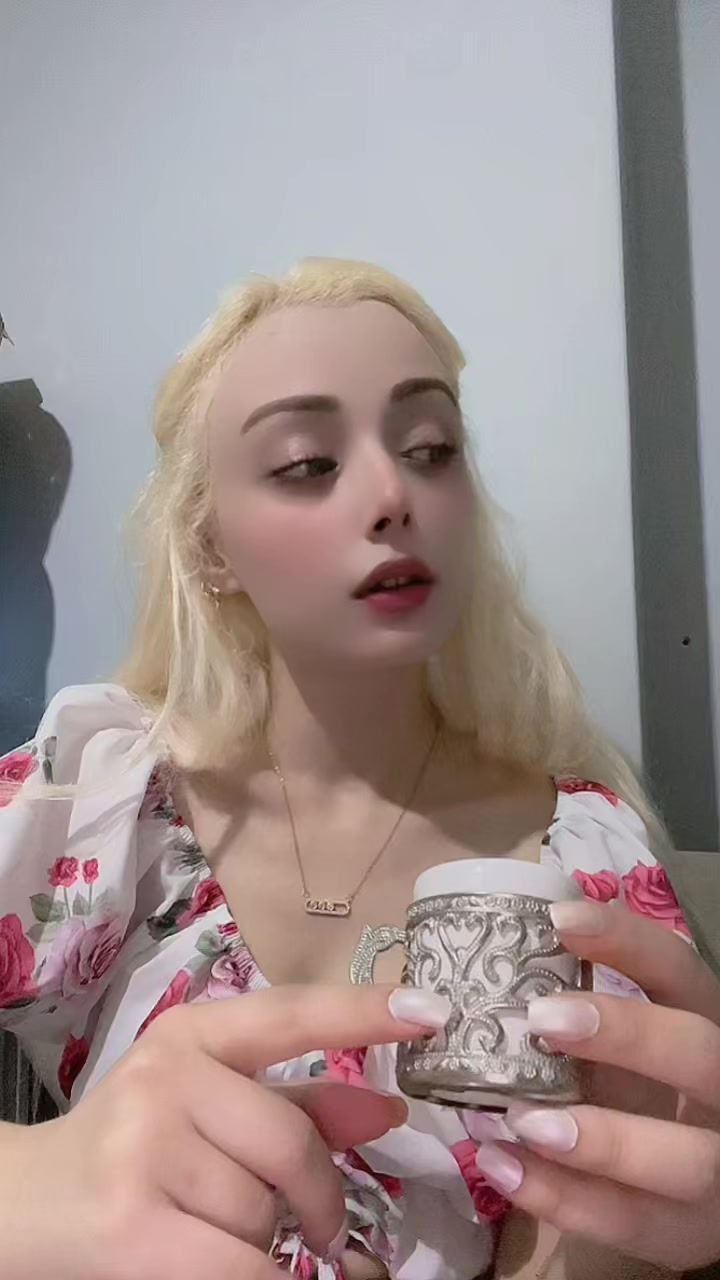 @𝓒 ☆