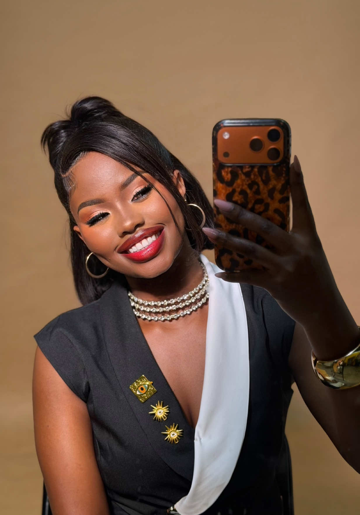 @maryaokoth_
