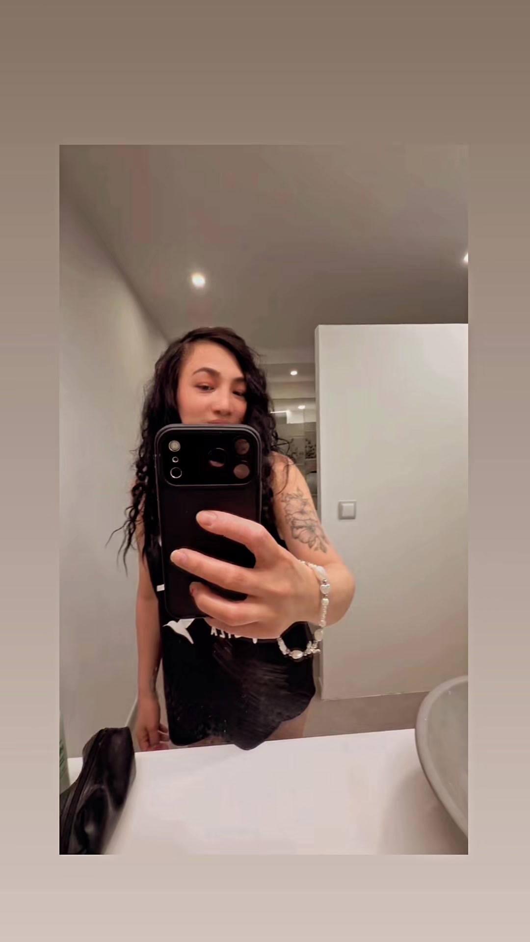@Chinita