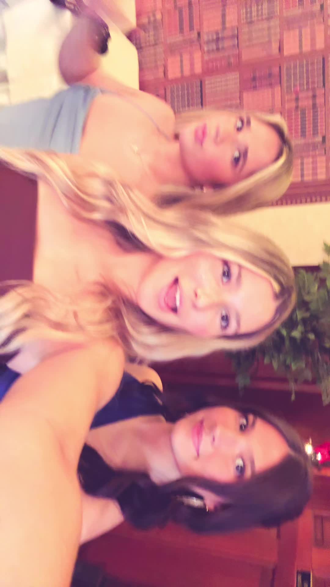 @bella