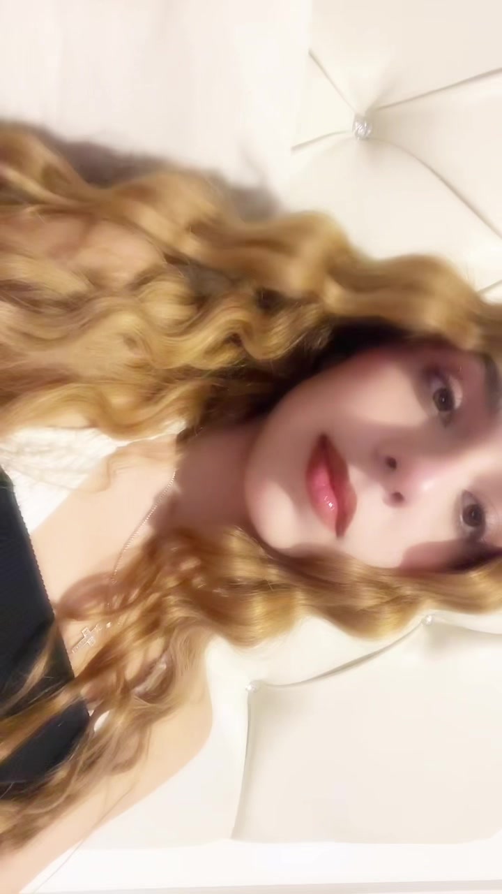 @yaneqqq