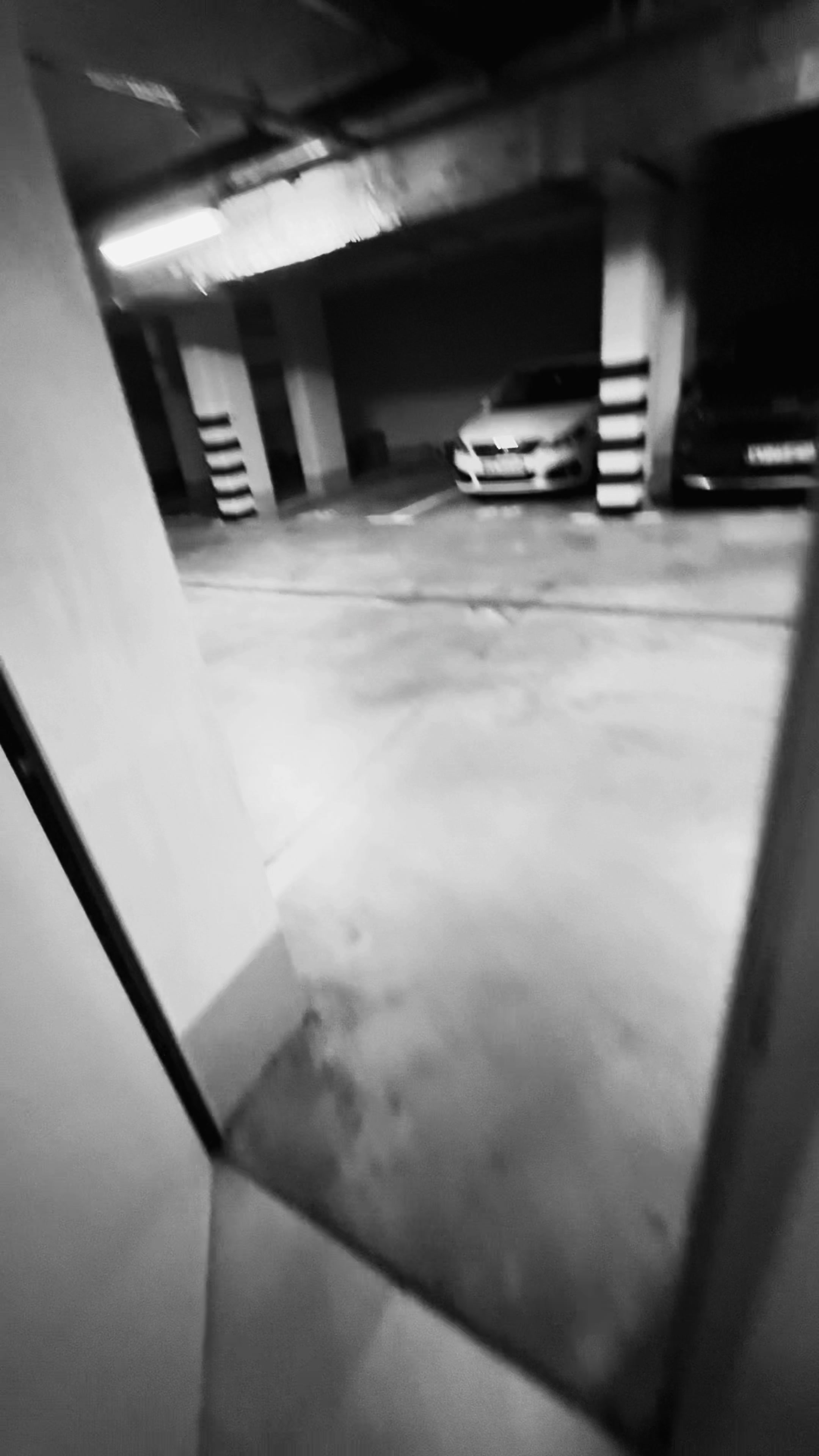 @9887🌪️