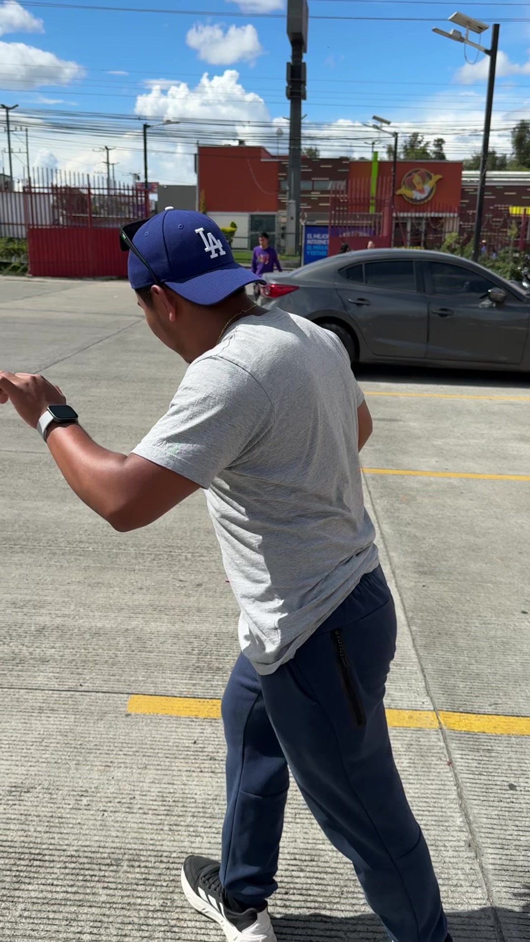 @Josh Alonzo 🤩 | ChuladaMayor