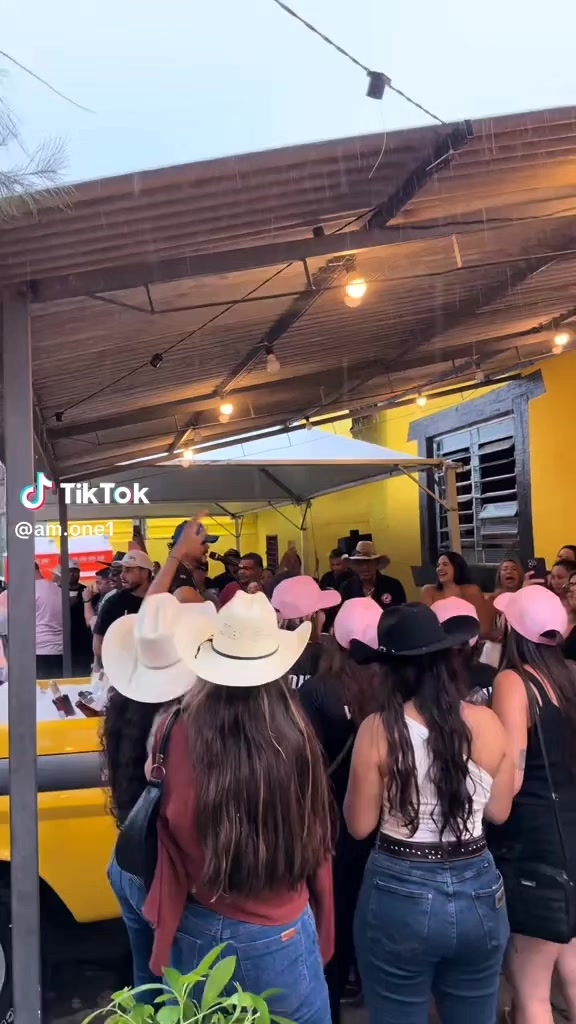 @Ana Paula