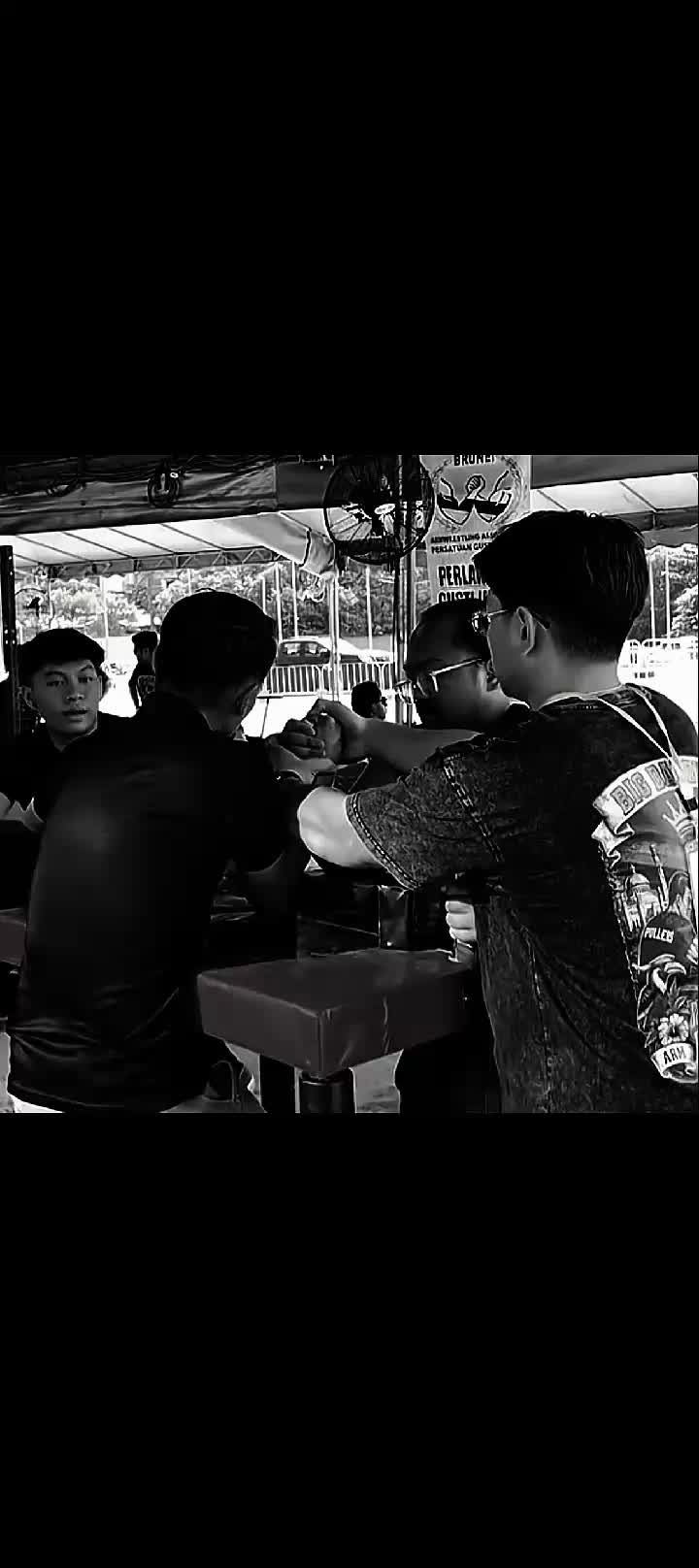 @∆Syukri