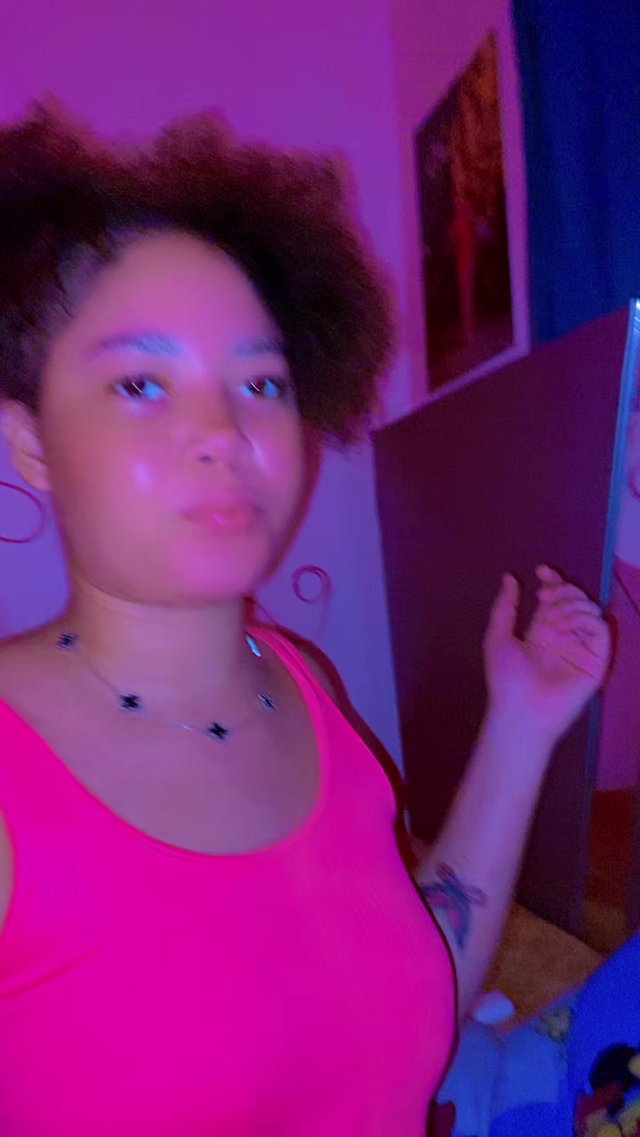 @Chica loca ๐ค๐ค๐ญ๐น