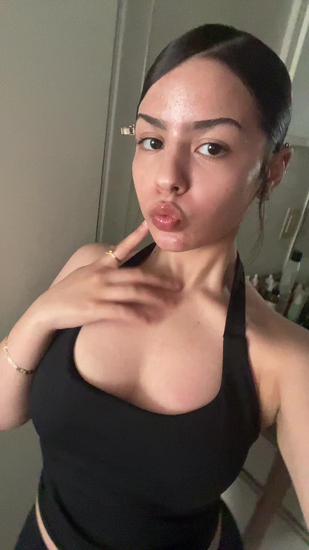 @3xot1c.214