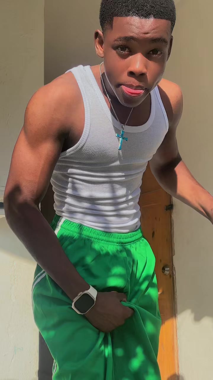 @𝔹𝕖𝕒𝕦_𝕘𝕠𝕤𝕤𝕖_𝕞𝕒𝕤𝕜𝕖