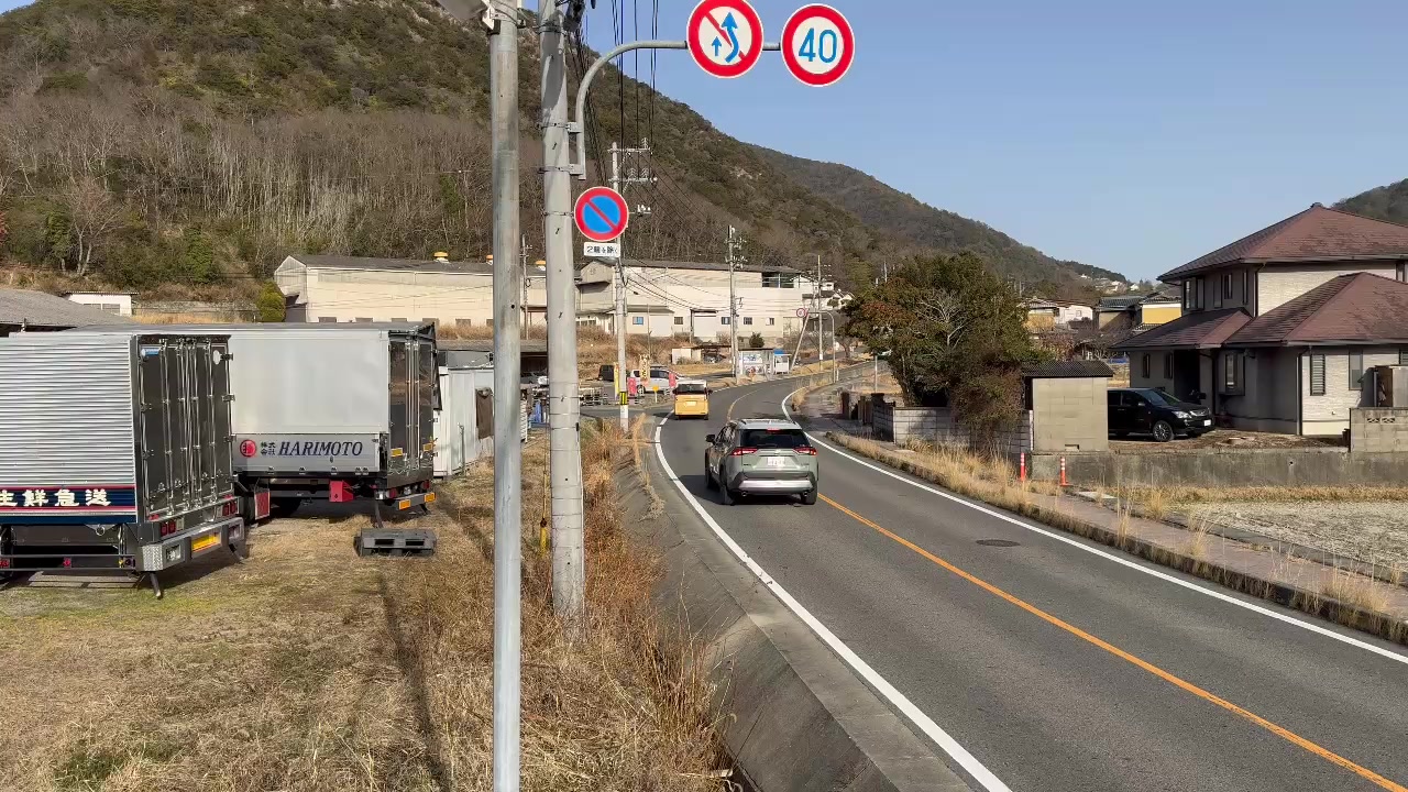 @ゆ