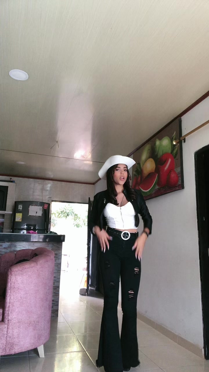 @Luisita